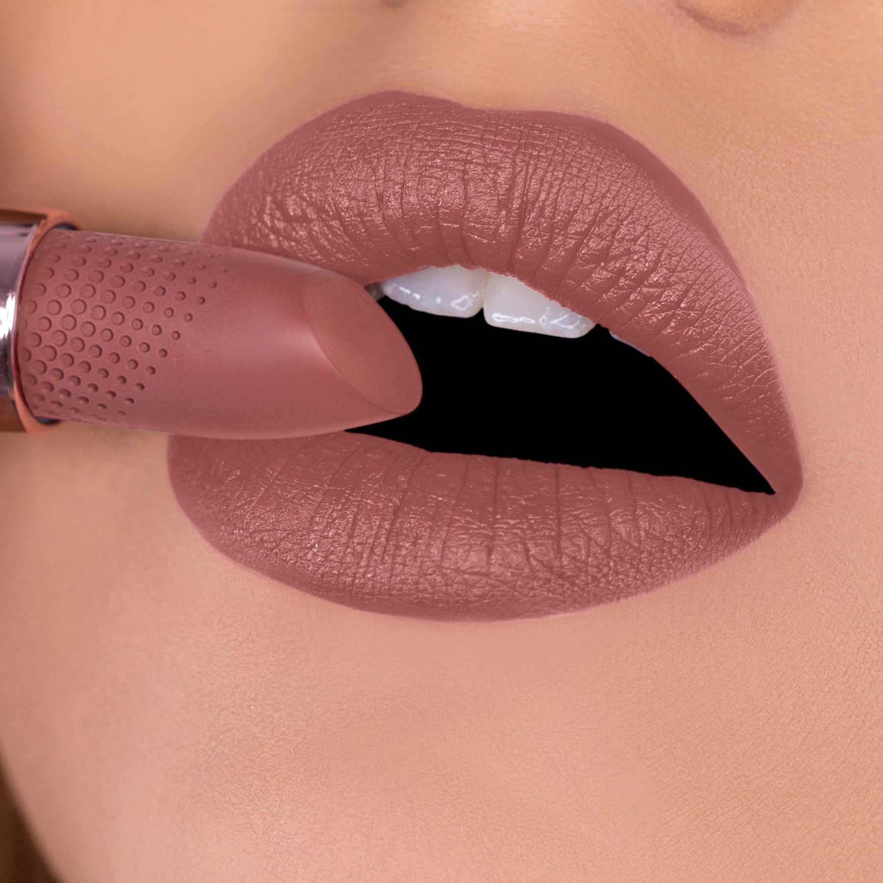 Creamy Lipstick All Over